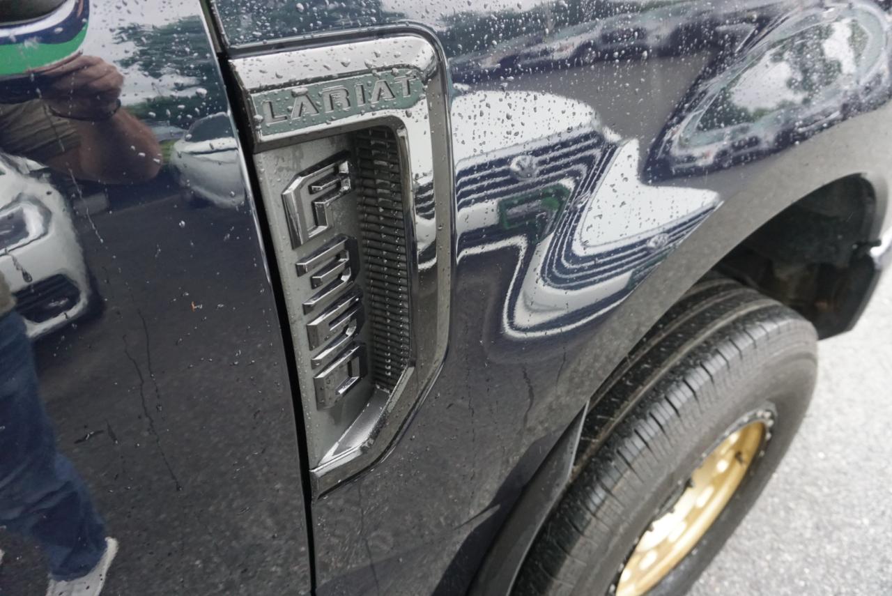 Ford Super Duty F-350 SRW  2022