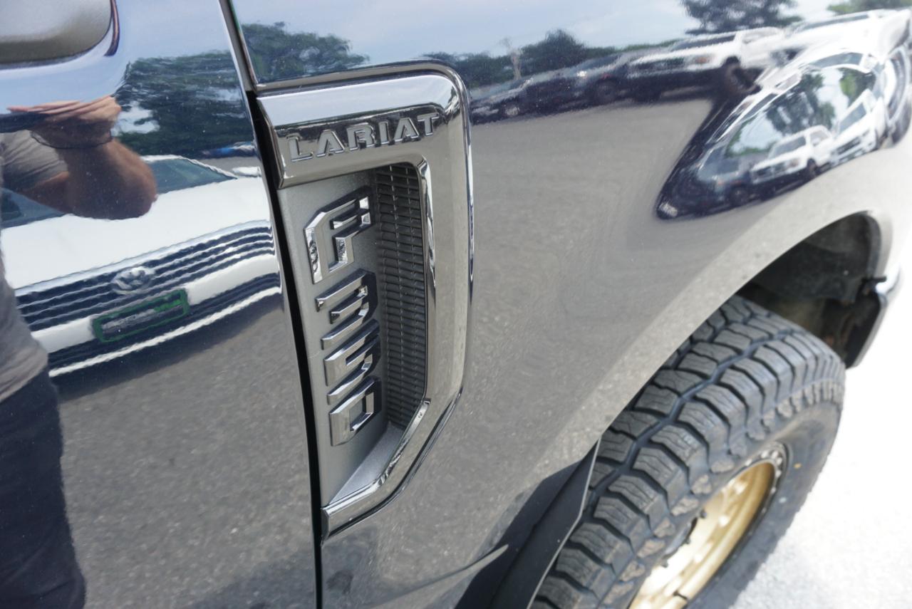 Ford Super Duty F-350 SRW  2022