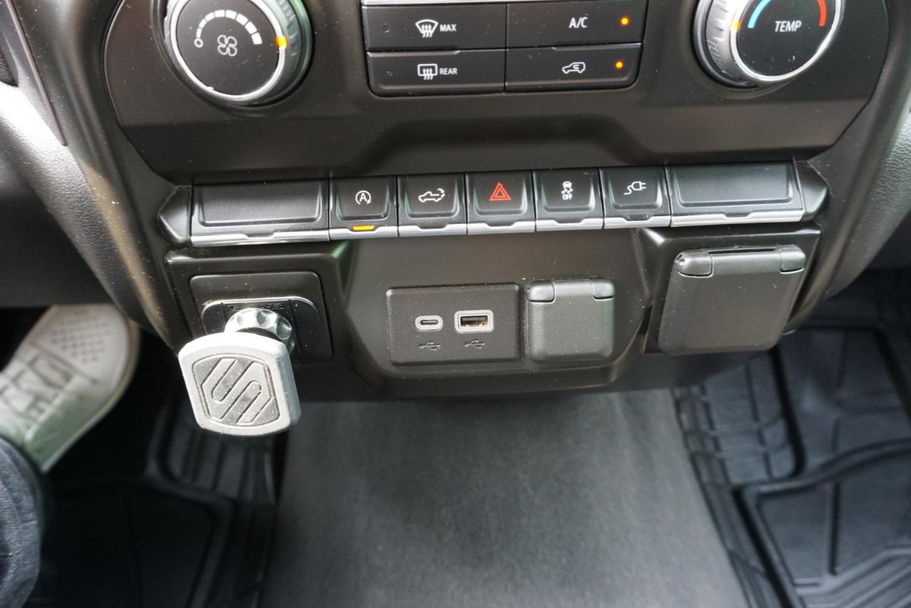 Chevrolet Silverado 1500  2021