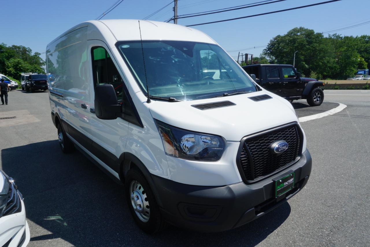 Ford Transit Cargo Van T-250 148" Med Rf 9070 GVWR AWD 2023