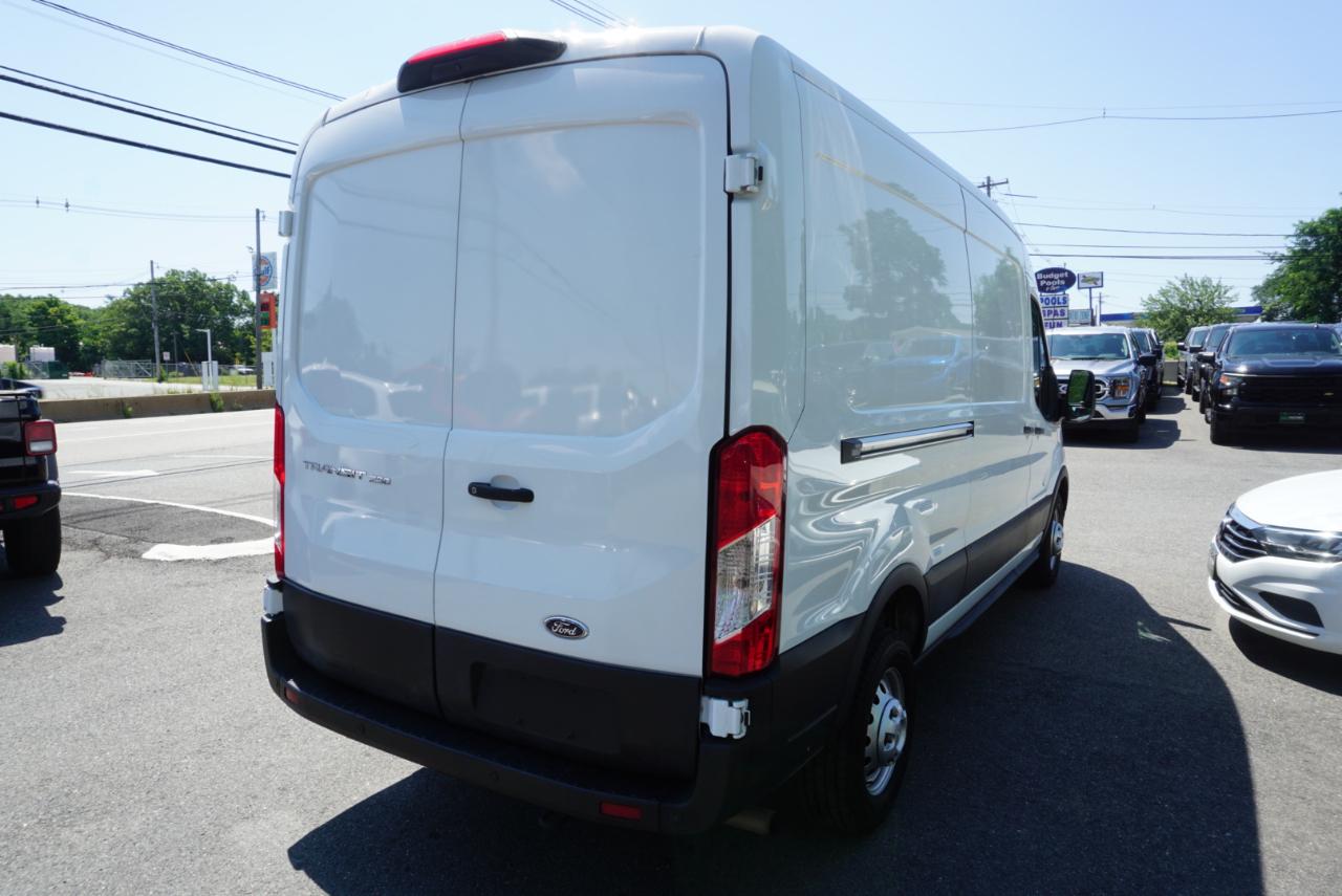 Ford Transit Cargo Van T-250 148" Med Rf 9070 GVWR AWD 2023