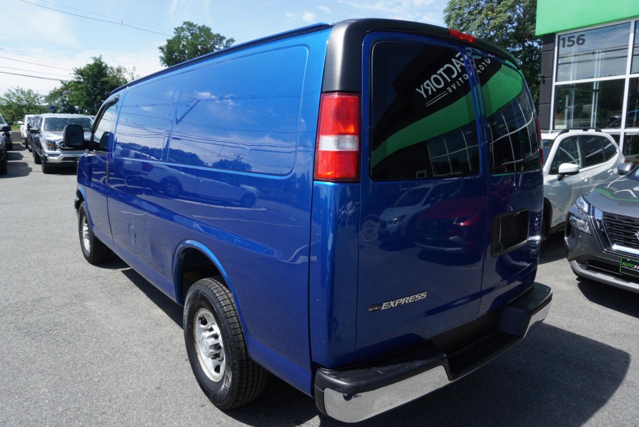 Chevrolet Express Cargo Van  2018