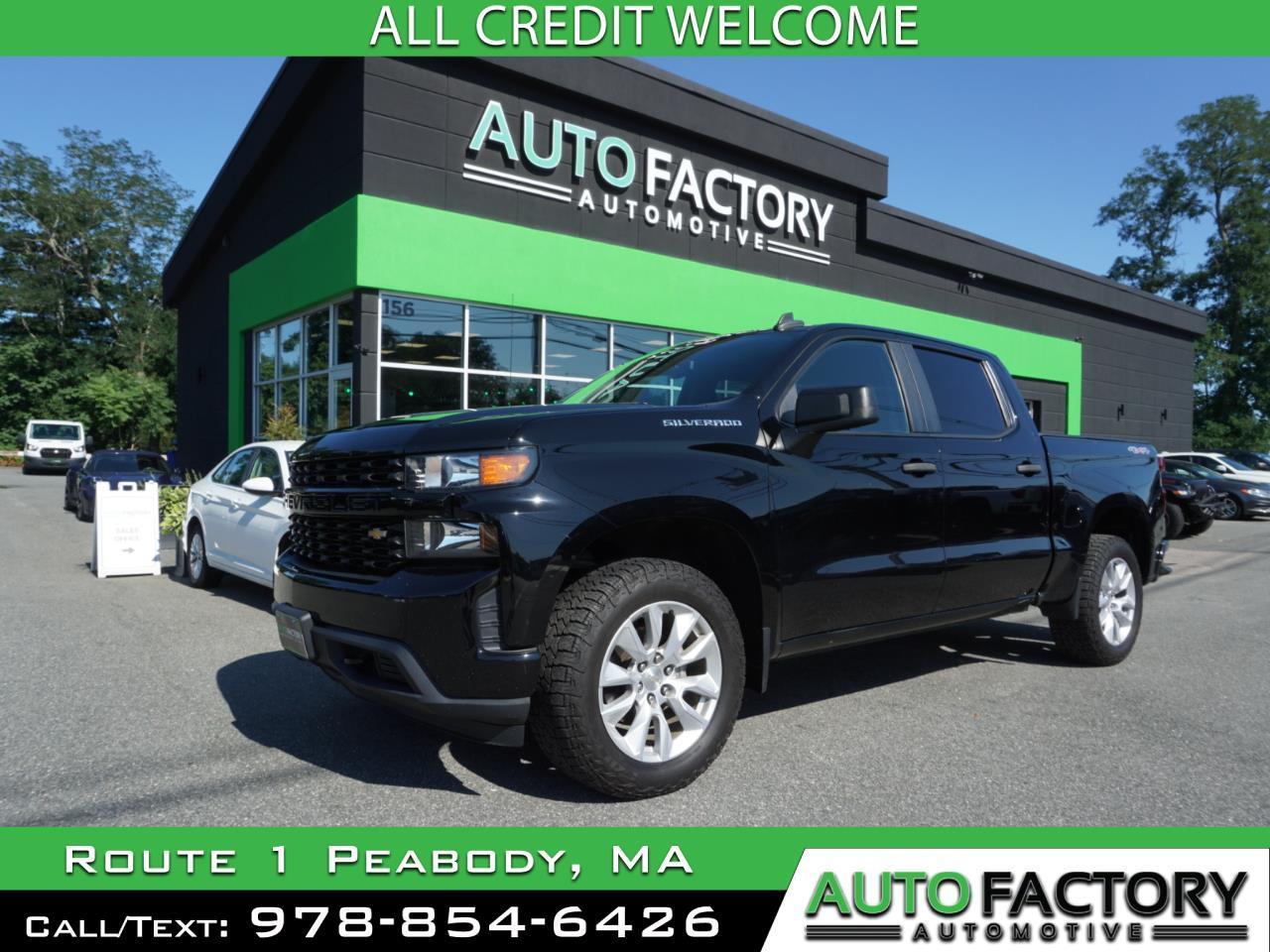 2021 Chevrolet Silverado 1500 4WD Crew Cab Custom