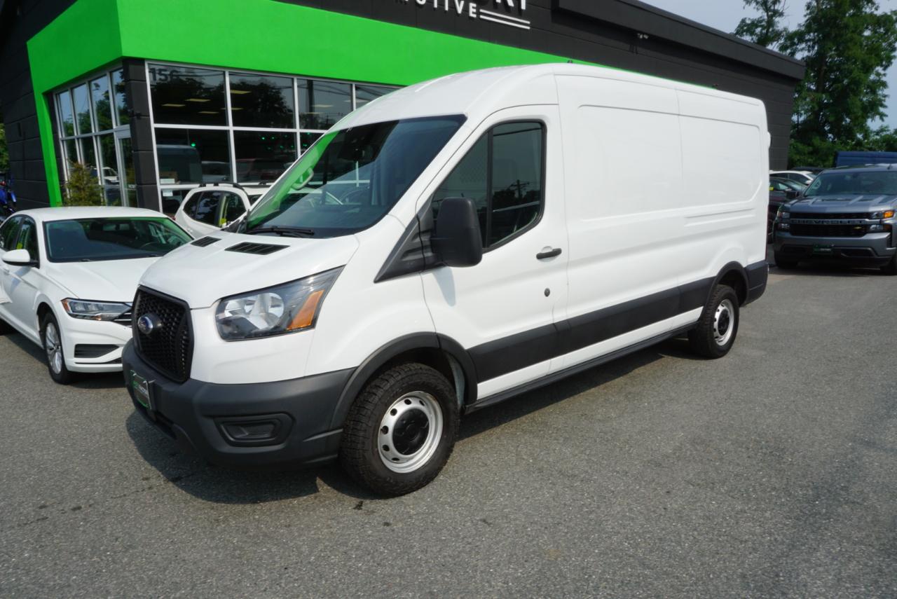 Ford Transit Cargo Van T-250 130" Med Rf 9070 GVWR RWD 2021