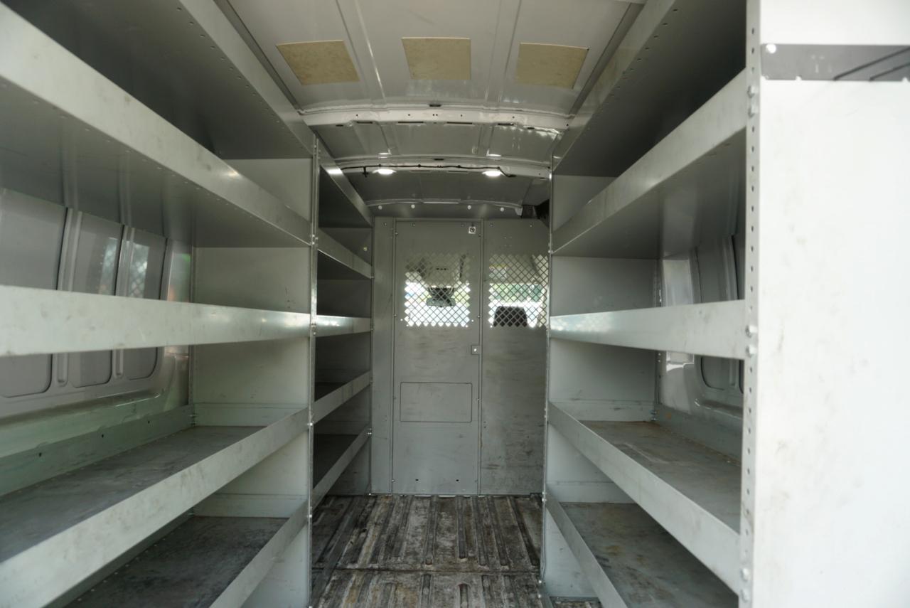 Ford Transit Cargo Van T-250 130" Med Rf 9070 GVWR RWD 2021