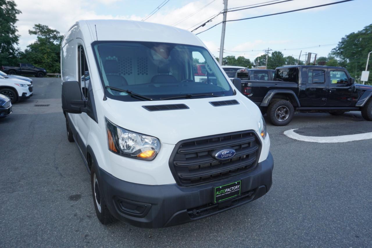 Ford Transit Cargo Van T-250 130" Med Rf 9070 GVWR RWD 2020