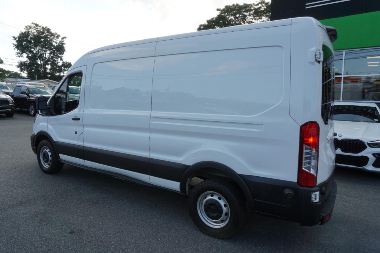 Ford Transit Cargo Van T-250 130" Med Rf 9070 GVWR RWD 2020