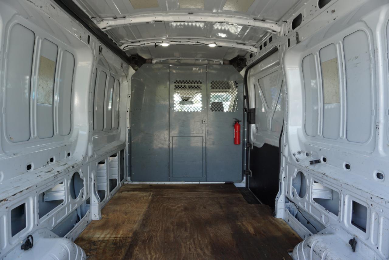 Ford Transit Van T-250 148" Med Rf 9000 GVWR Sliding RH Dr 2019