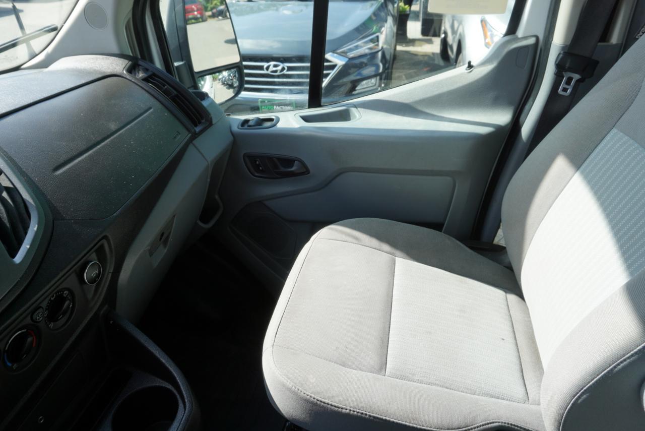 Ford Transit Van T-250 148" Med Rf 9000 GVWR Sliding RH Dr 2019