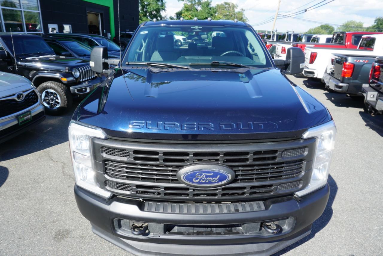Ford Super Duty F-350 SRW  2023