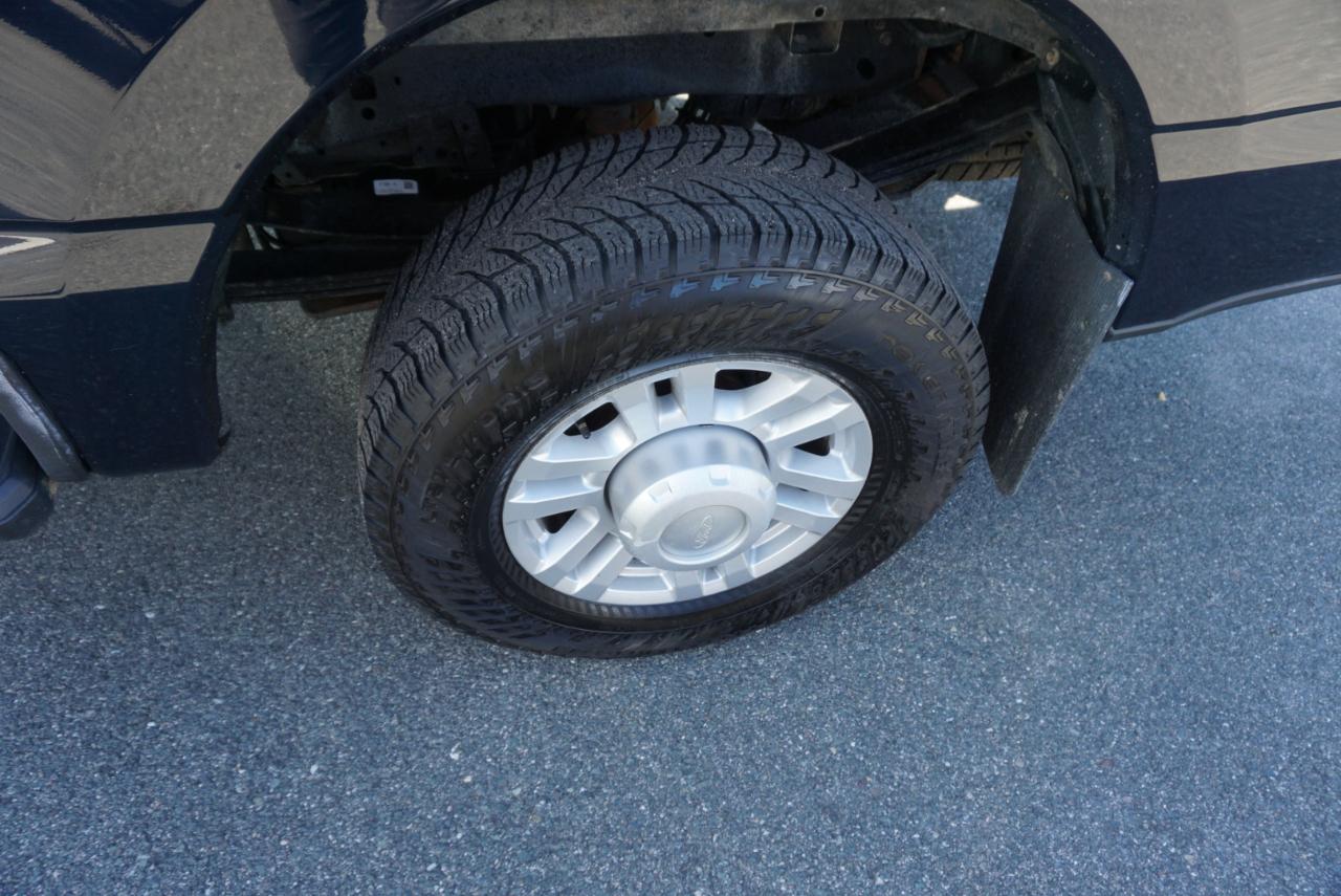 Ford Super Duty F-350 SRW  2023