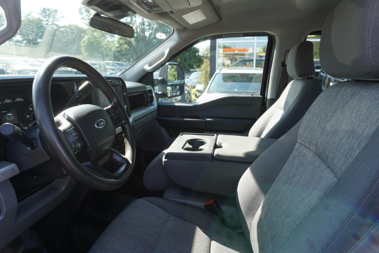 Ford Super Duty F-350 SRW  2023