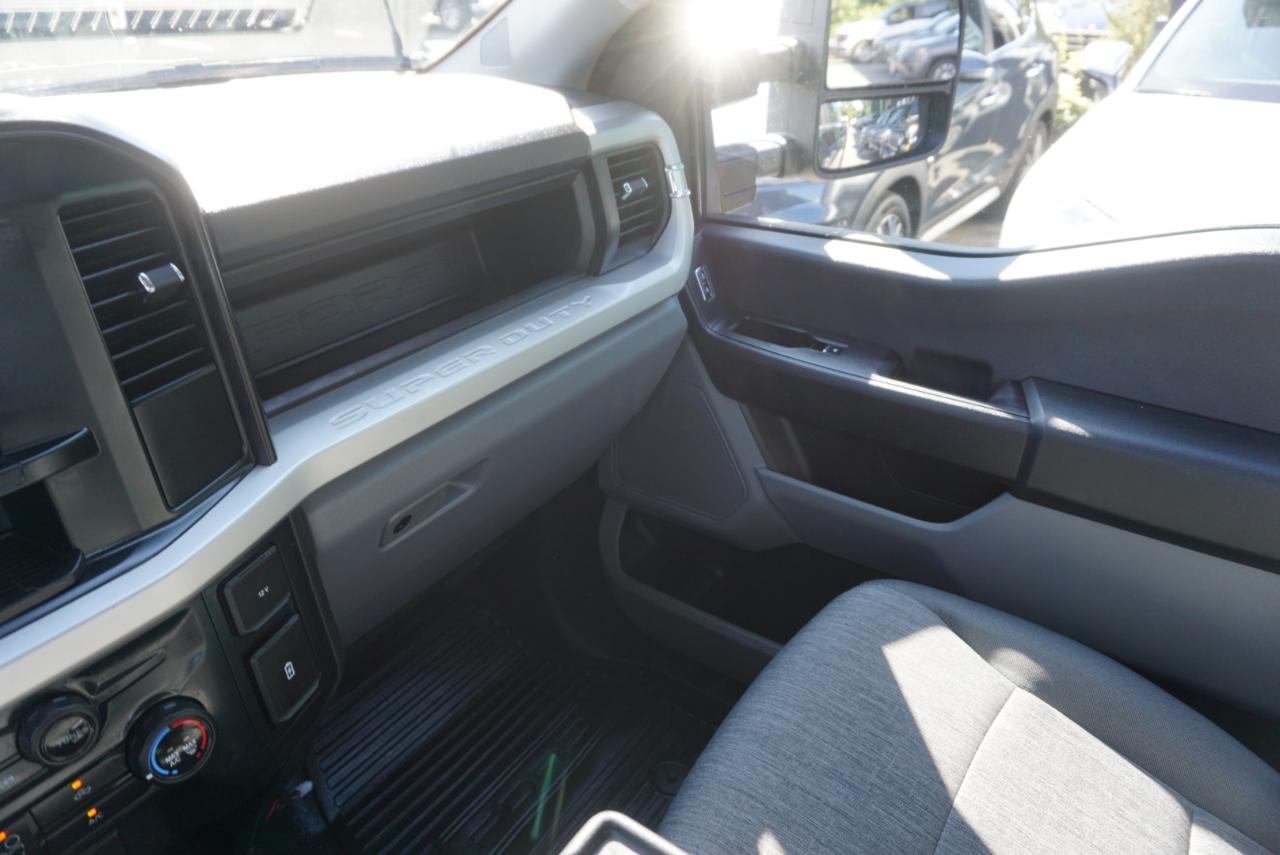 Ford Super Duty F-350 SRW  2023