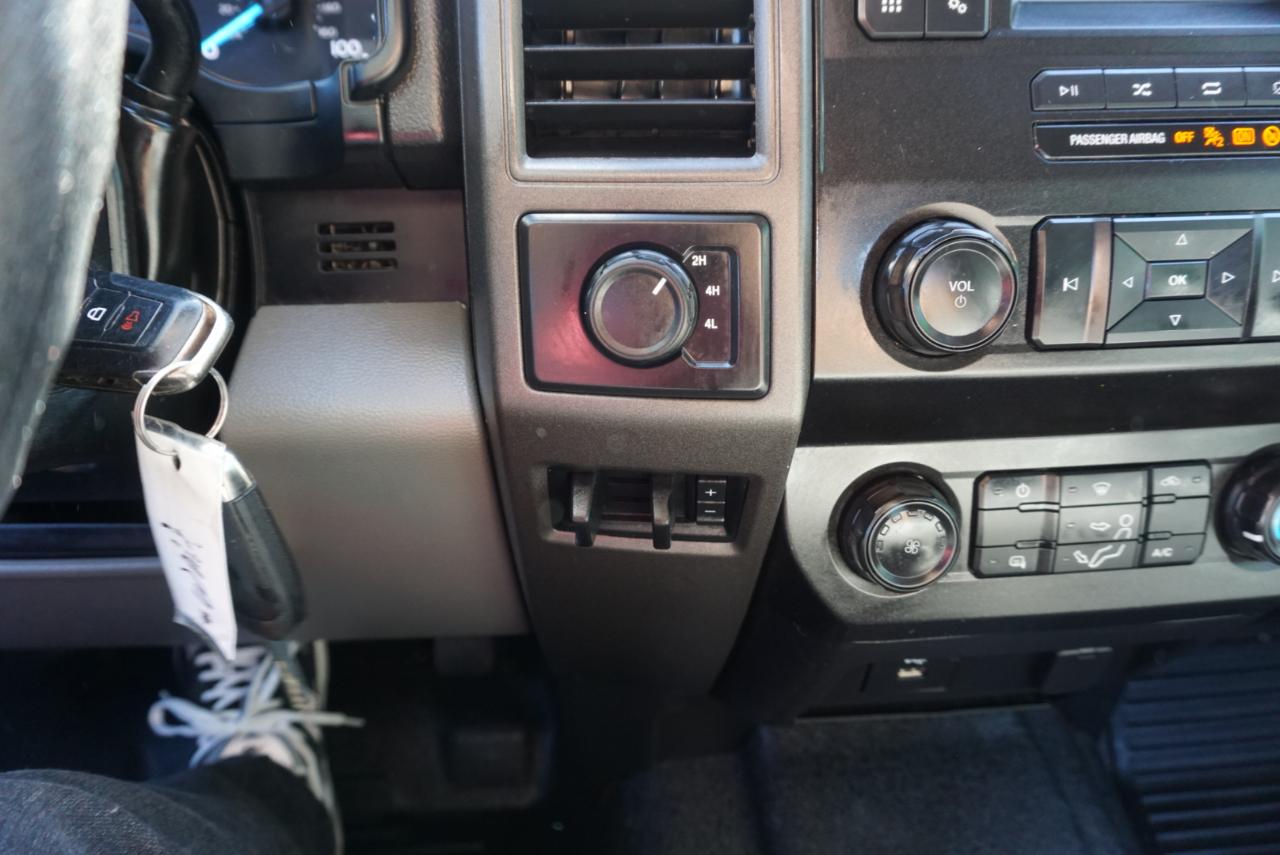 Ford Super Duty F-550 DRW  2021