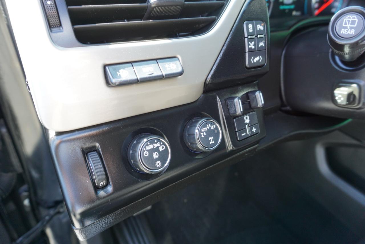 GMC Yukon 4WD 4dr Denali 2018