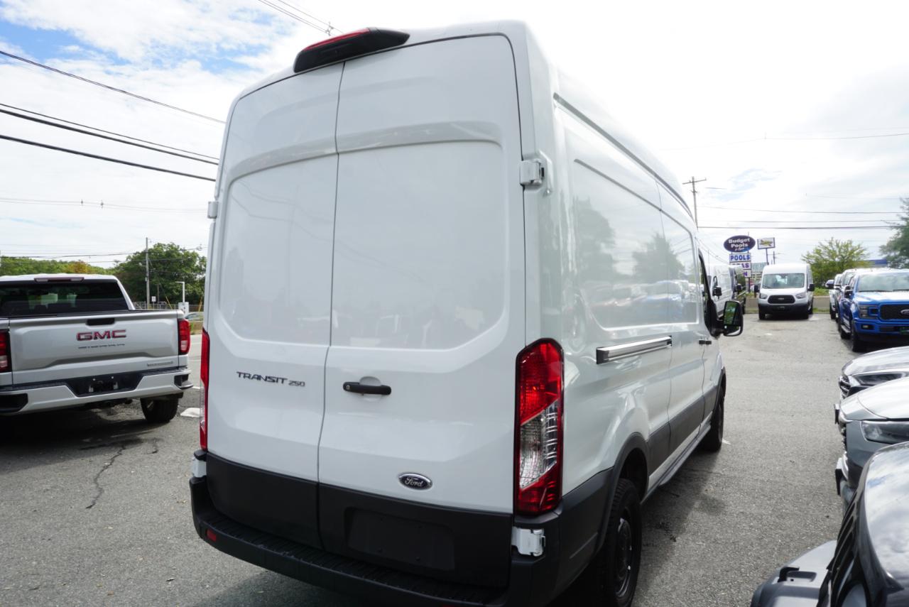 Ford Transit Cargo Van T-250 148" Hi Rf 9070 GVWR RWD 2023