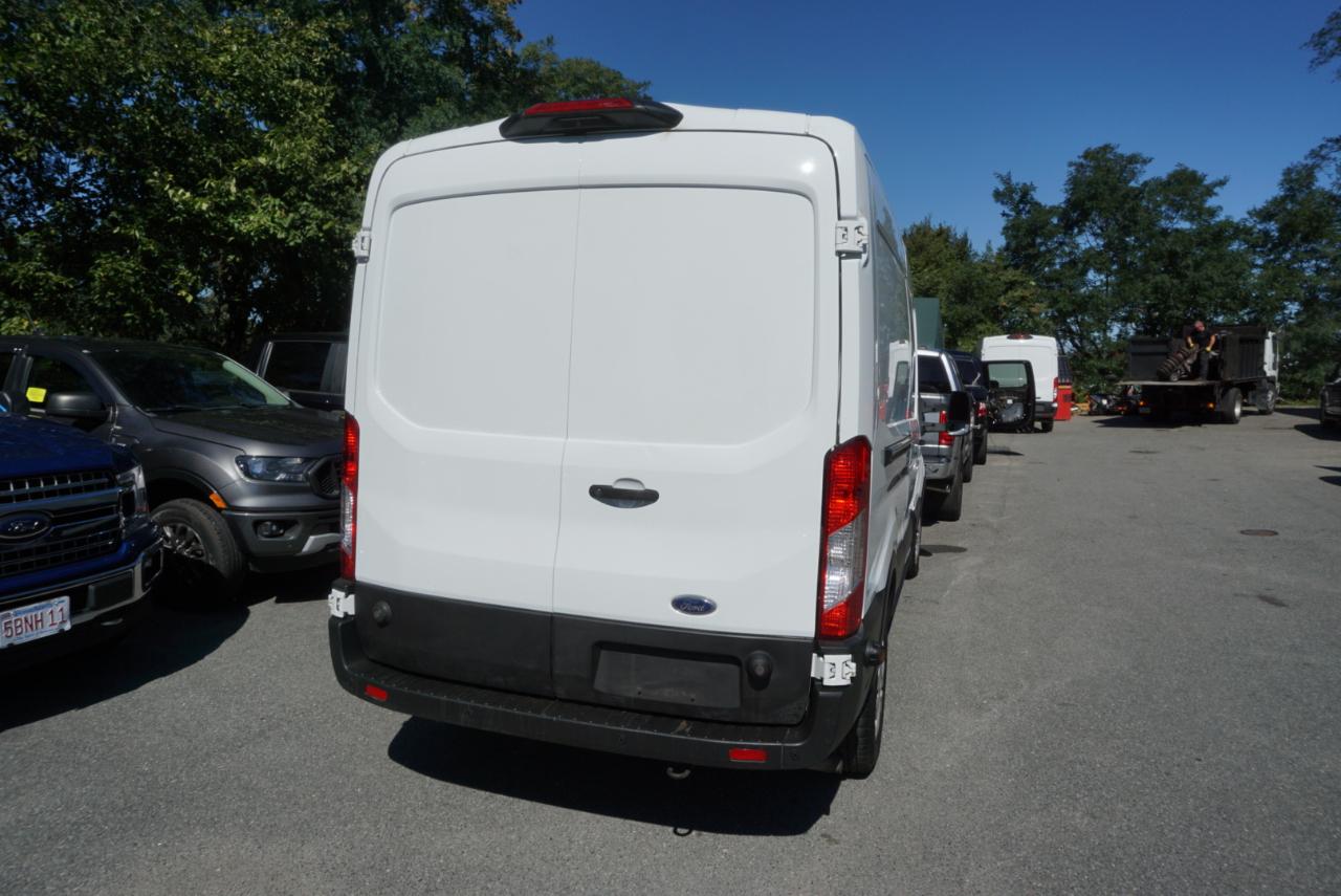 Ford Transit Cargo Van T-250 130" Med Rf 9070 GVWR RWD 2020
