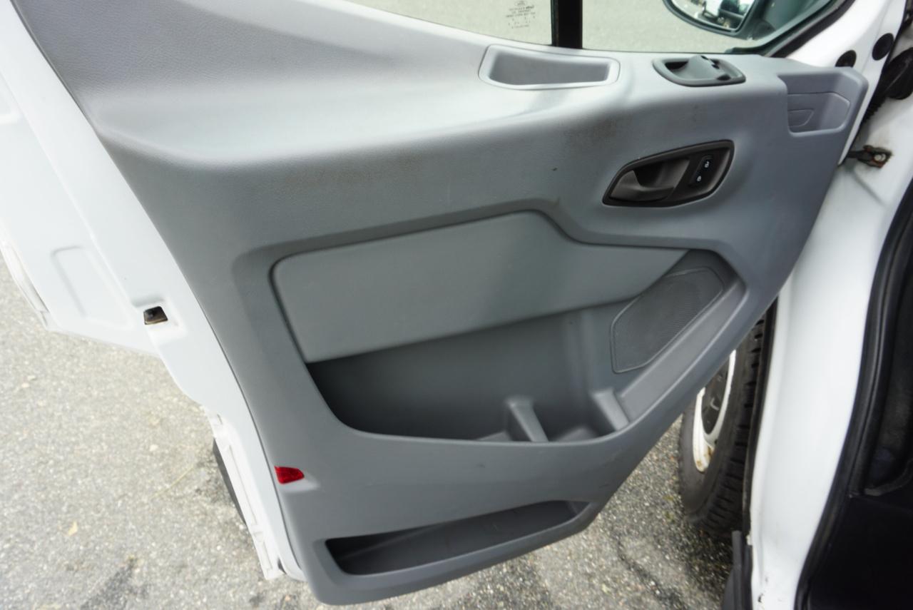 Ford Transit Van T-250 148" Med Rf 9000 GVWR Sliding RH Dr 2019