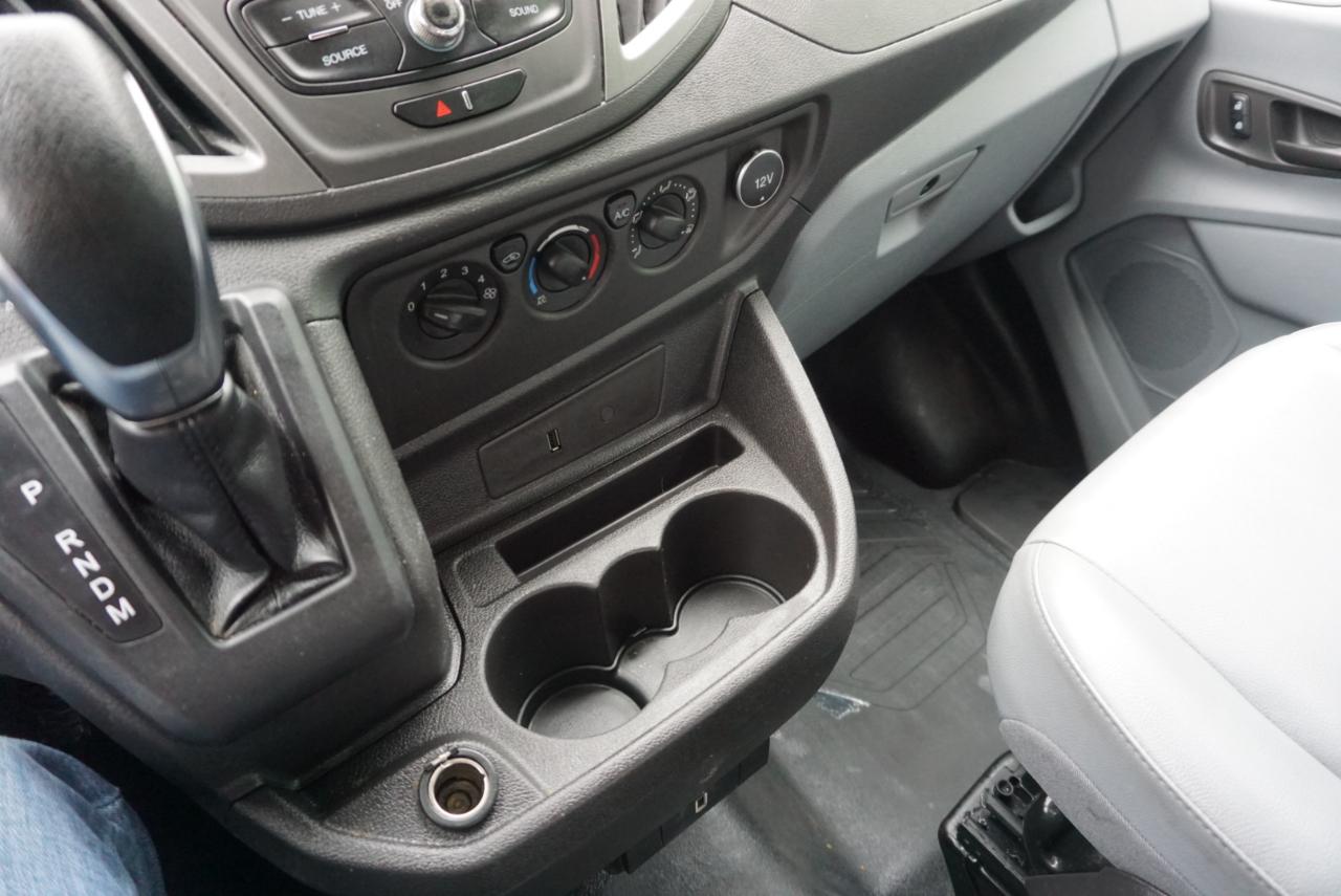 Ford Transit Van T-150 130" Med Rf 8600 GVWR Sliding RH Dr 2018