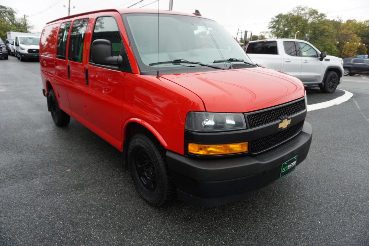 Chevrolet Express Cargo Van RWD 2500 135" 2020