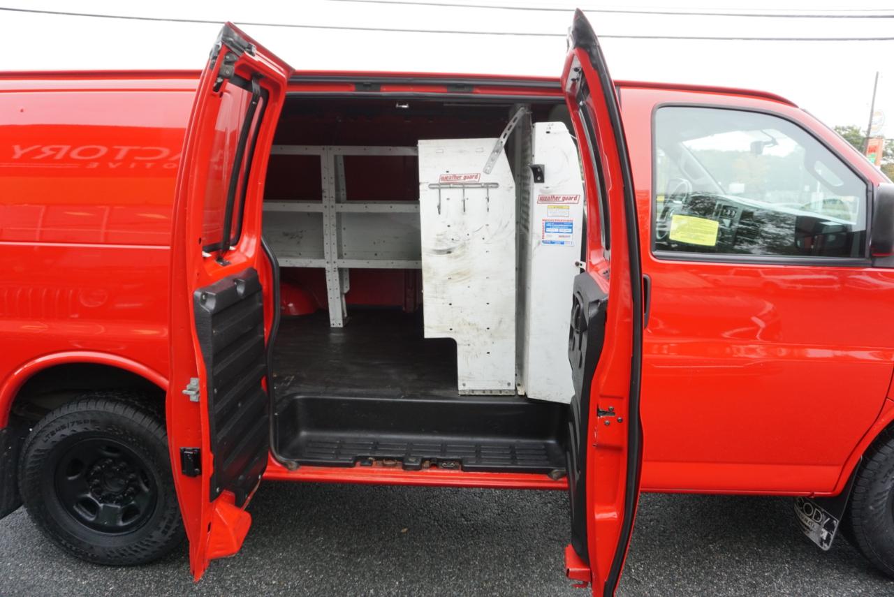 Chevrolet Express Cargo Van RWD 2500 135" 2020