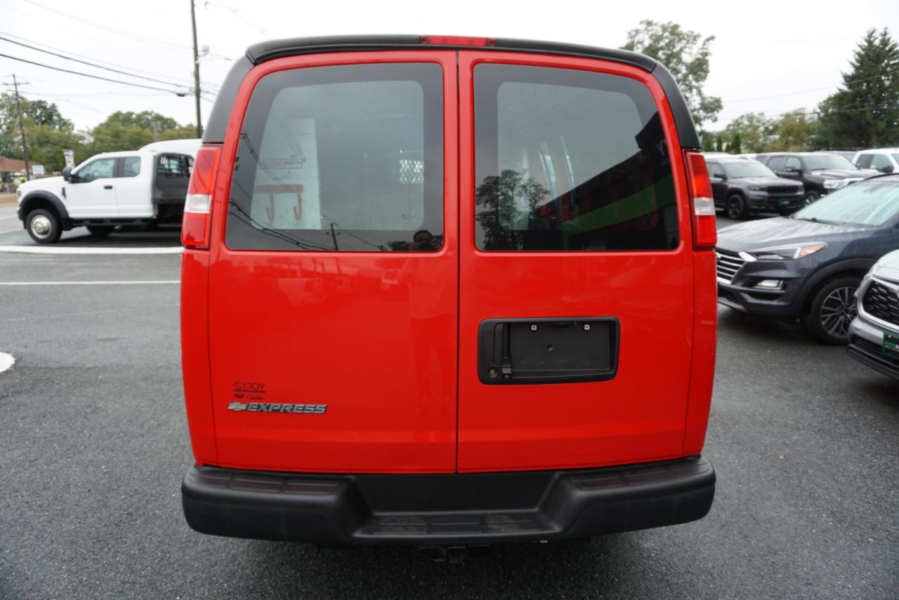Chevrolet Express Cargo Van RWD 2500 135" 2020