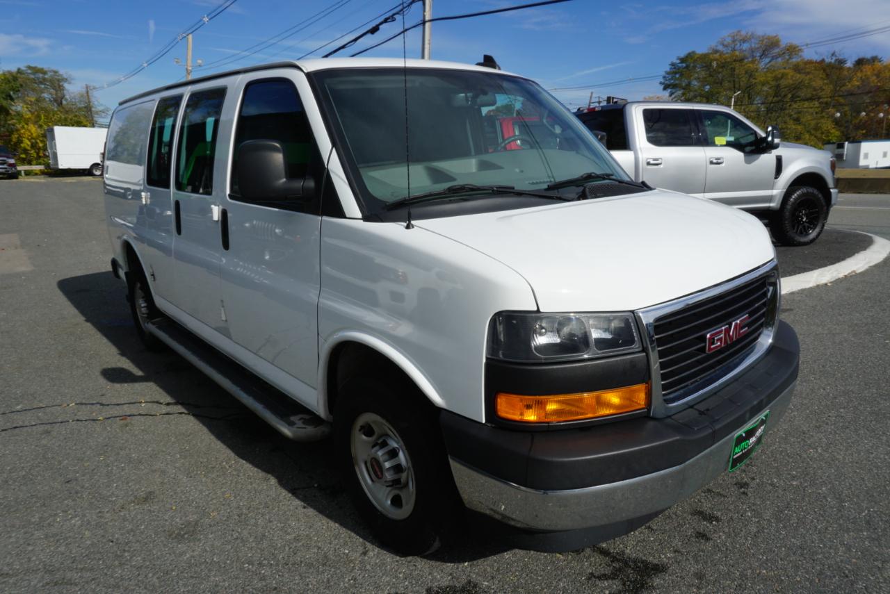 GMC Savana Cargo Van  2021