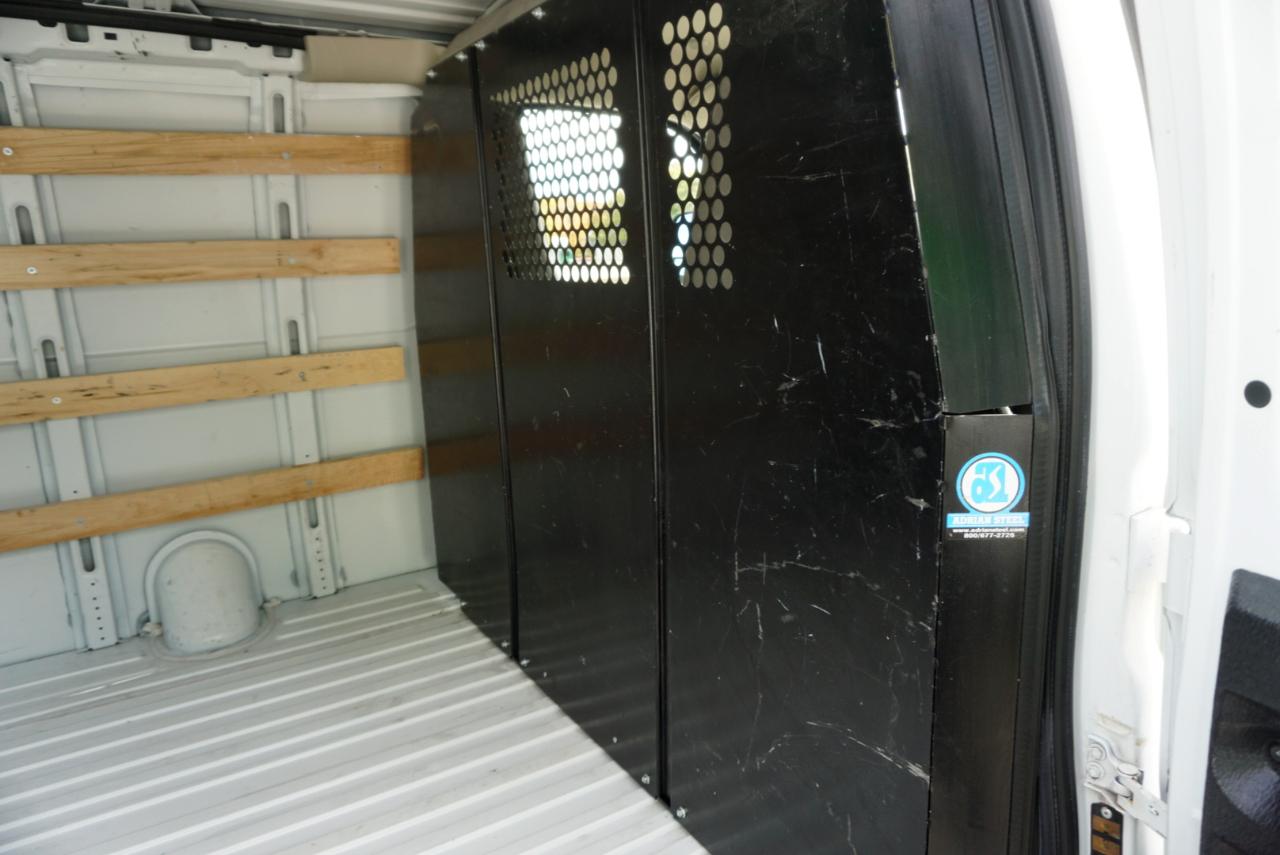 GMC Savana Cargo Van  2021