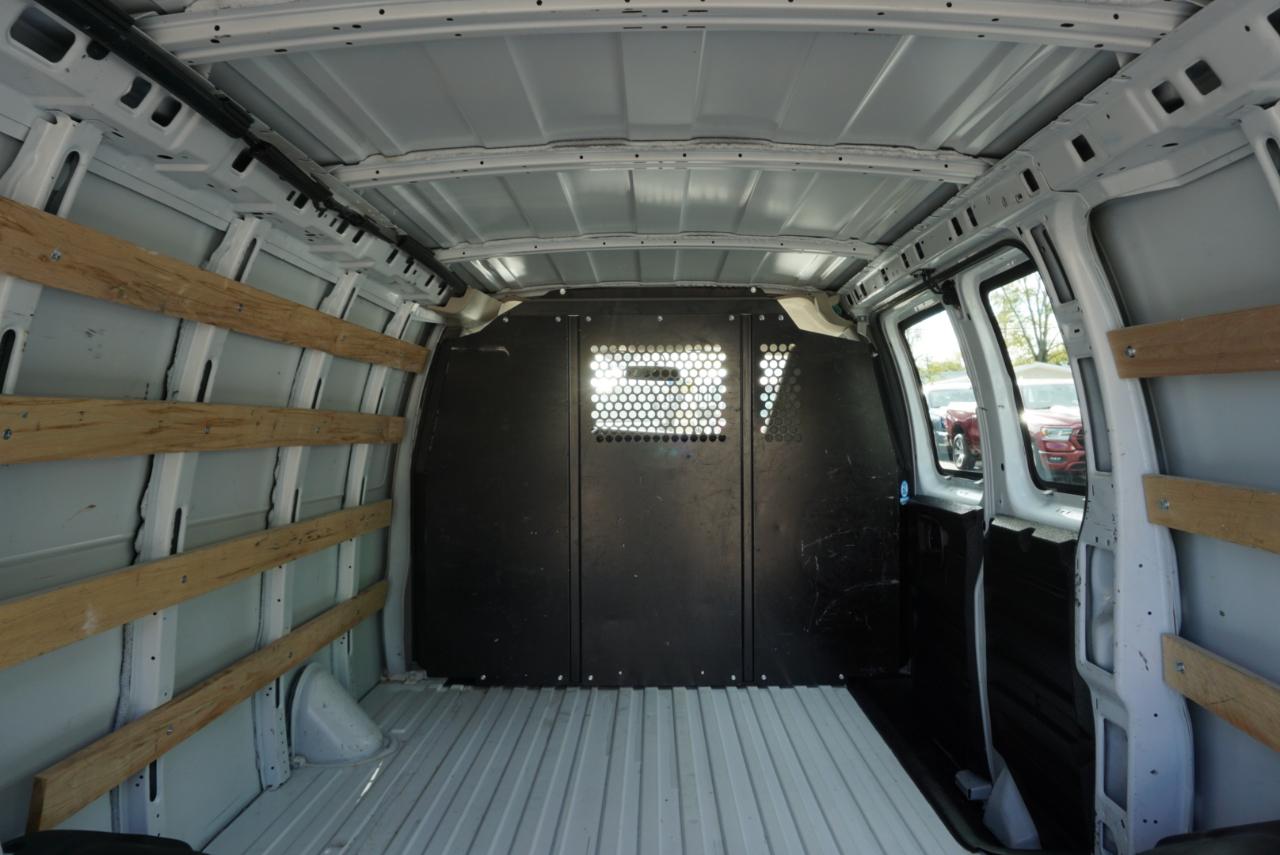 GMC Savana Cargo Van  2021