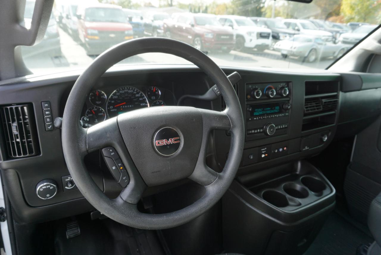 GMC Savana Cargo Van  2021