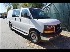 2021 GMC Savana Cargo Van 