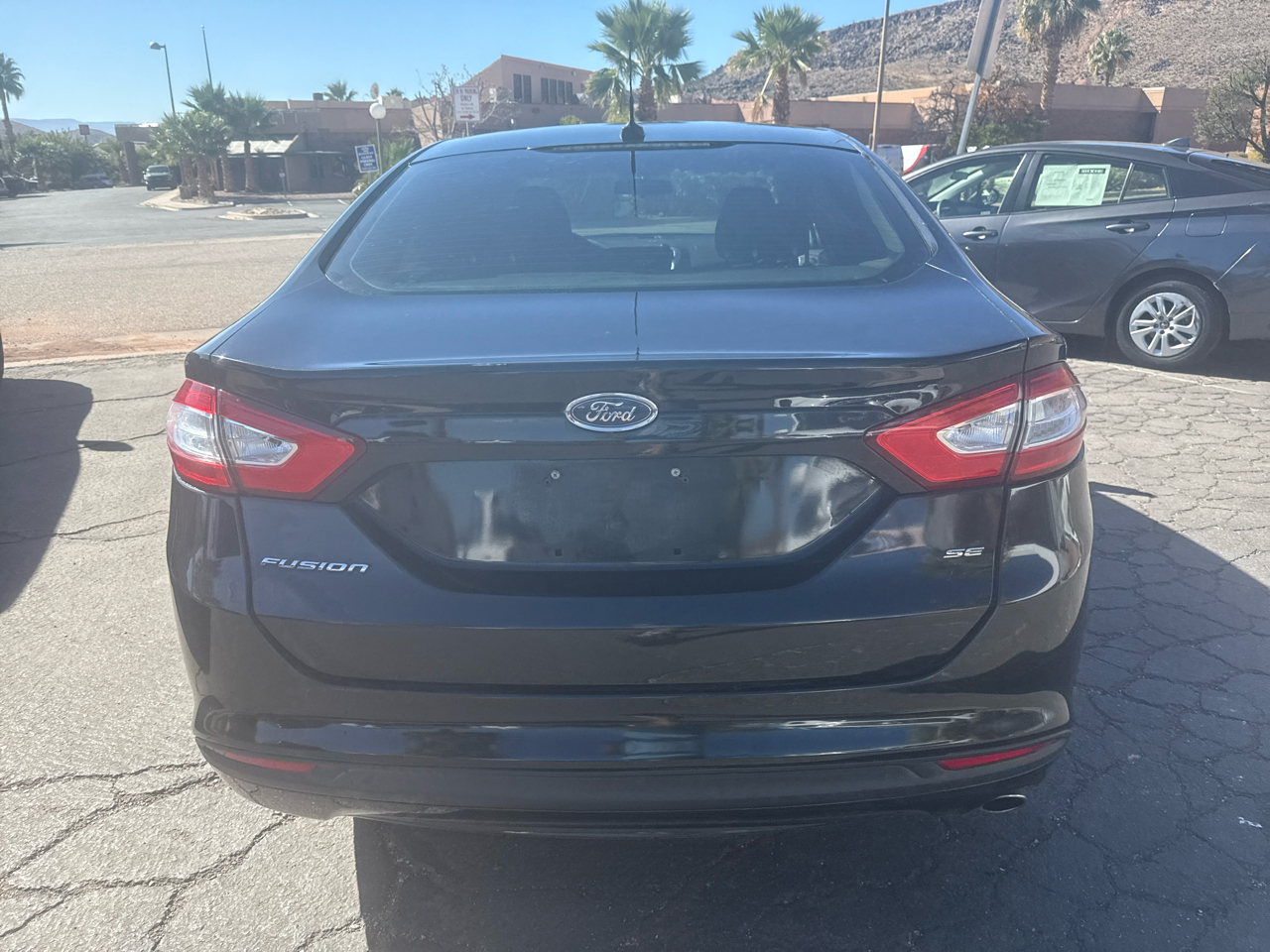 2014 Ford Fusion SE photo 4