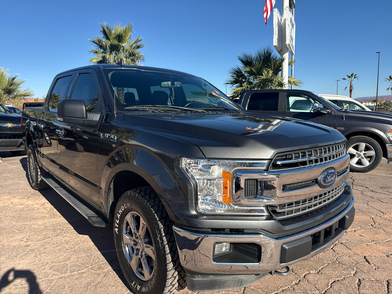 2019 Ford F-150 4WD SuperCrew 145" XLT