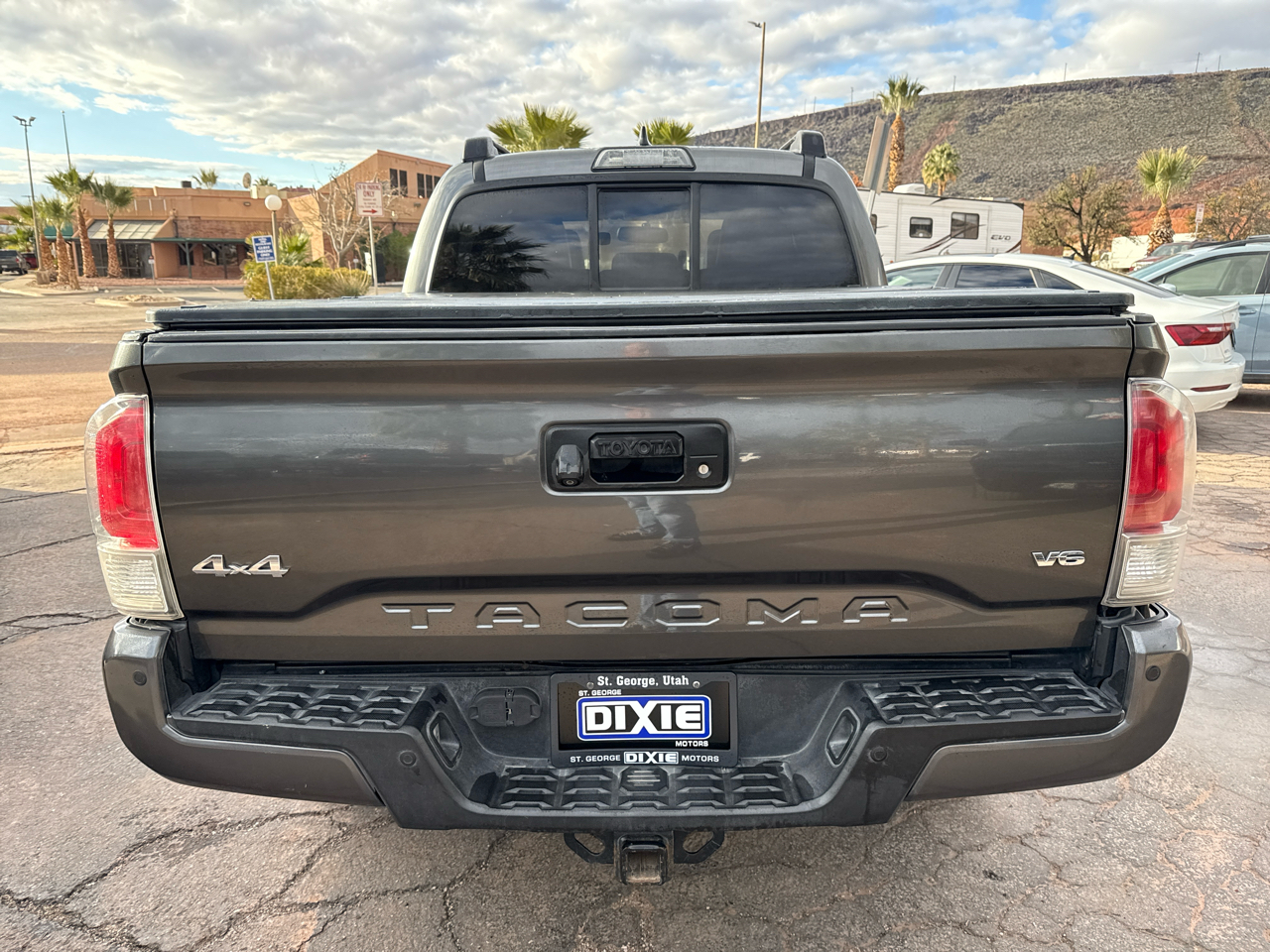 Toyota Tacoma Limited Double Cab V6 6AT 4WD 2016