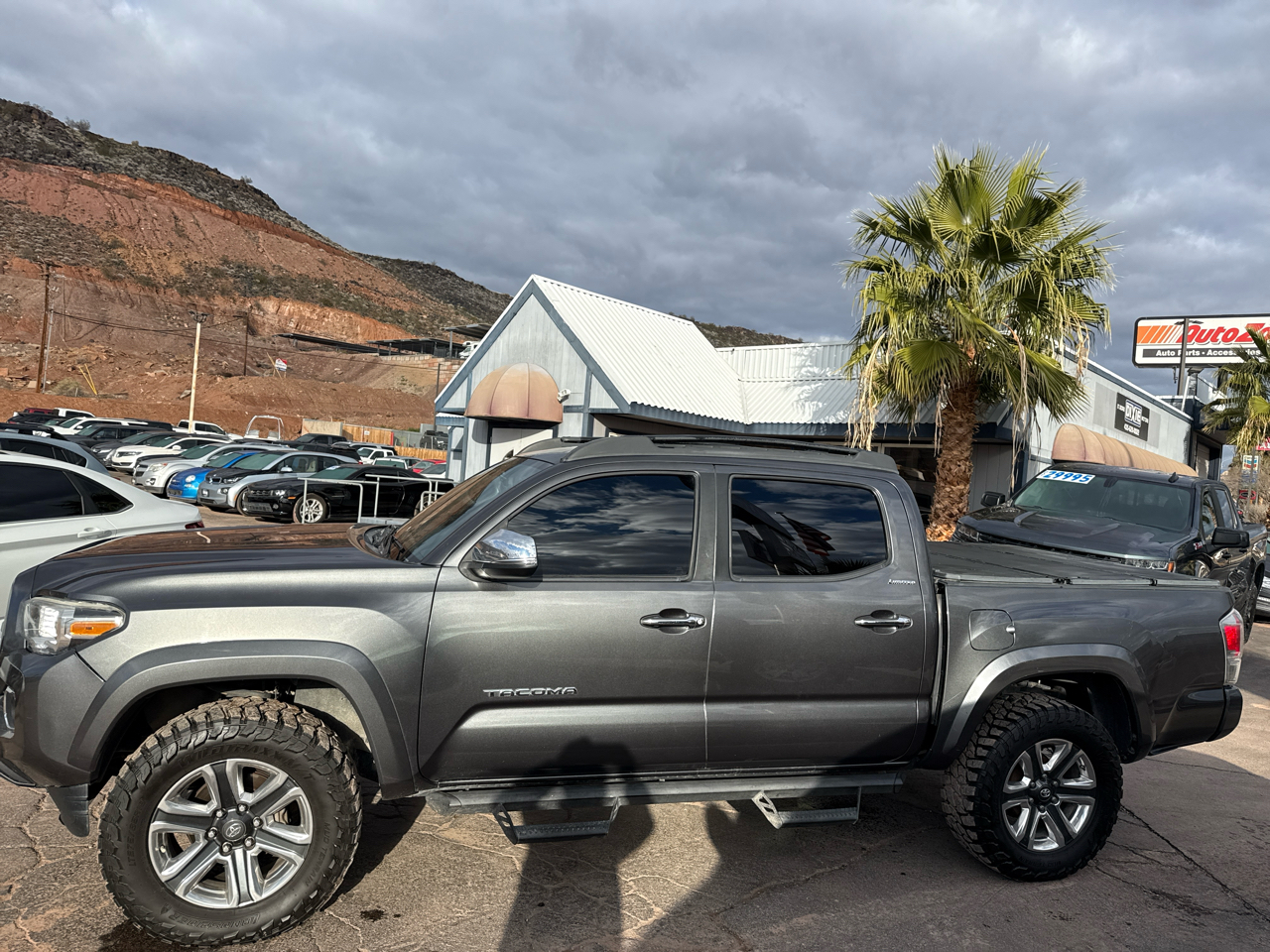 Toyota Tacoma Limited Double Cab V6 6AT 4WD 2016