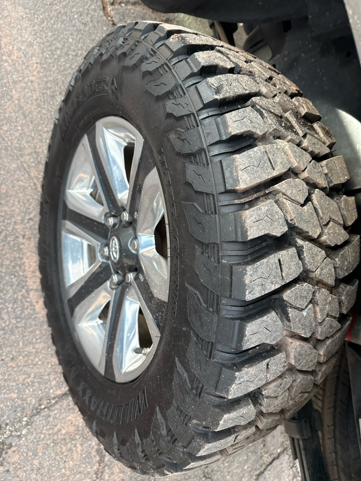 Toyota Tacoma Limited Double Cab V6 6AT 4WD 2016