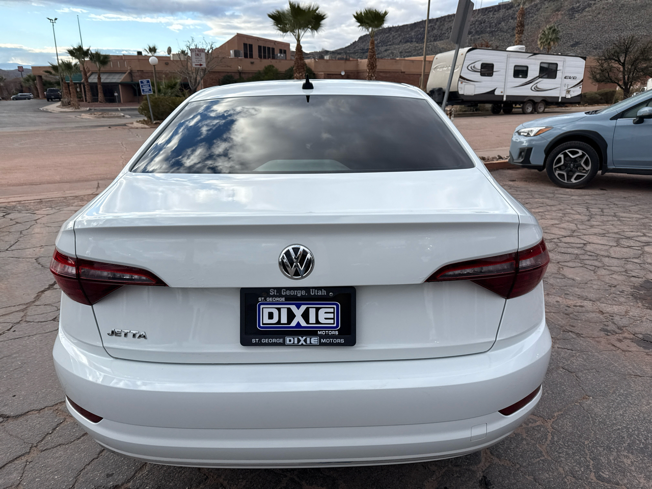 Volkswagen Jetta 1.4T SEL 8A 2020