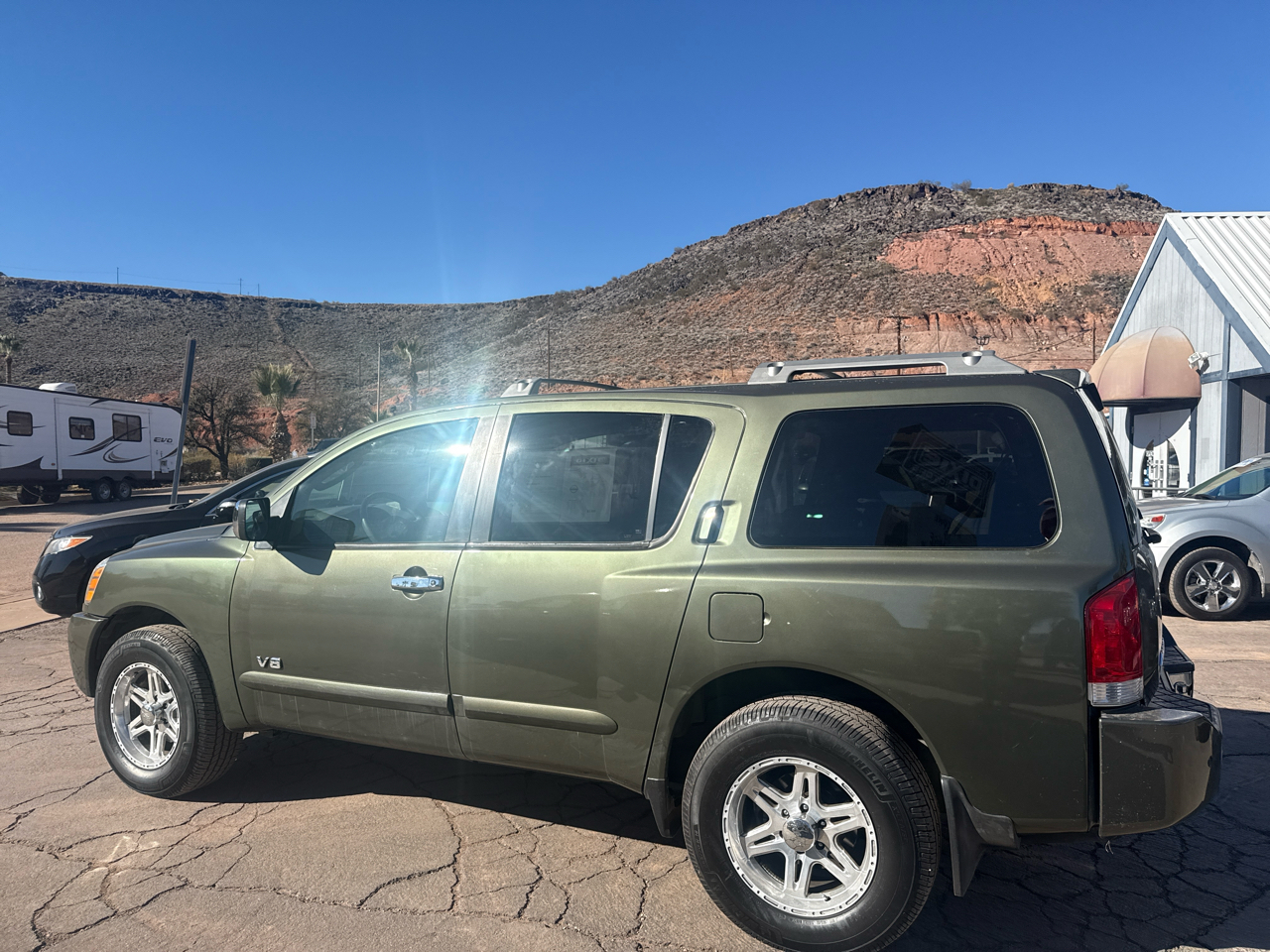 Nissan Armada SE 4WD 2005