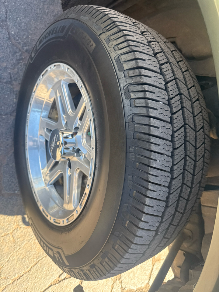 Nissan Armada SE 4WD 2005