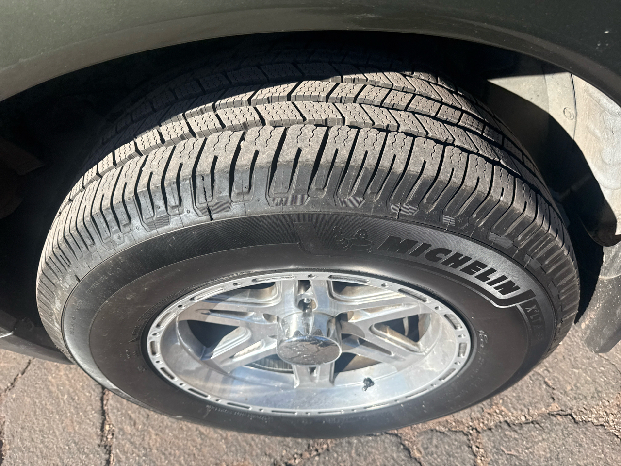 Nissan Armada SE 4WD 2005