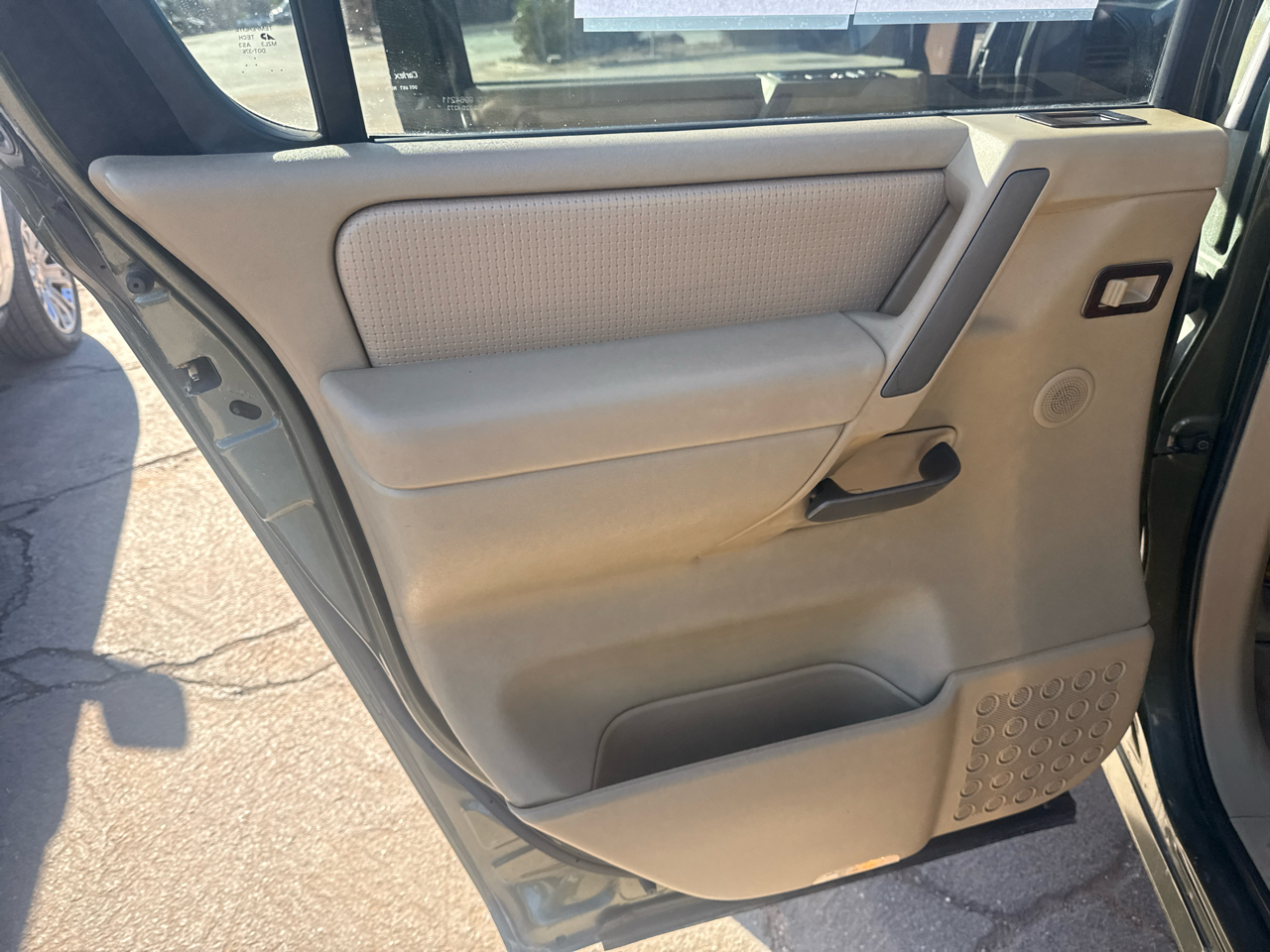 Nissan Armada SE 4WD 2005