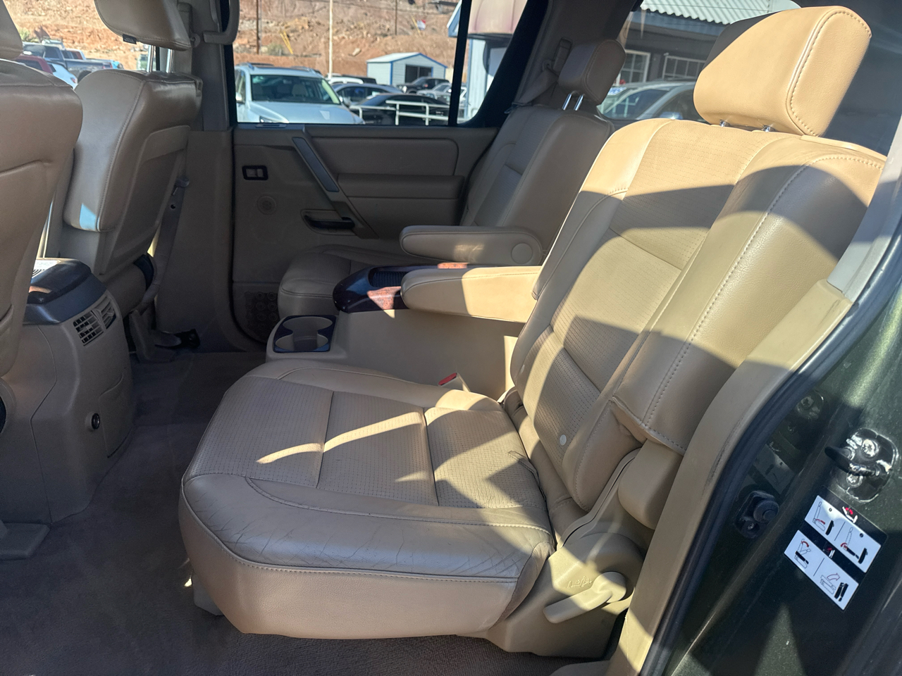 Nissan Armada SE 4WD 2005