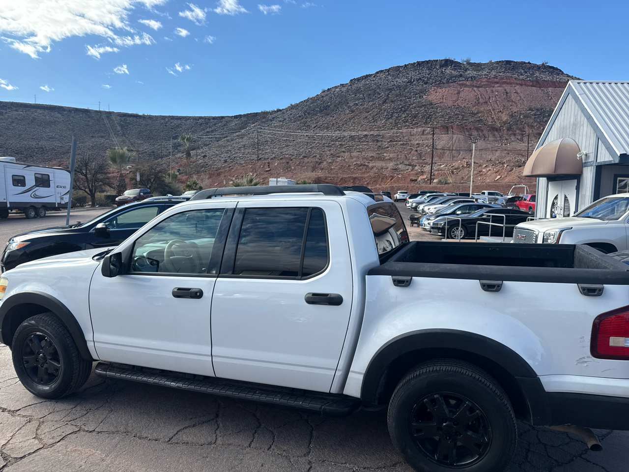 Ford Explorer Sport Trac XLT 4.0L 2WD 2007