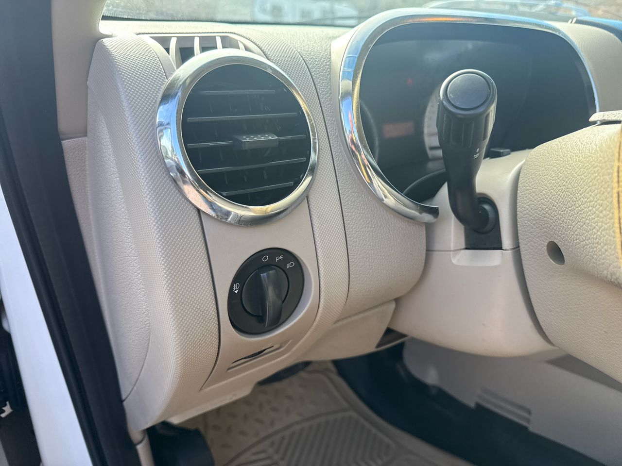 Ford Explorer Sport Trac XLT 4.0L 2WD 2007