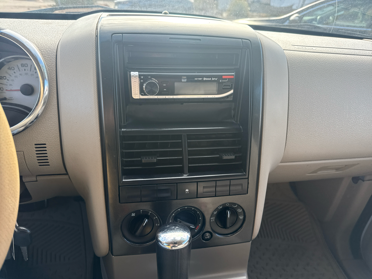 Ford Explorer Sport Trac XLT 4.0L 2WD 2007