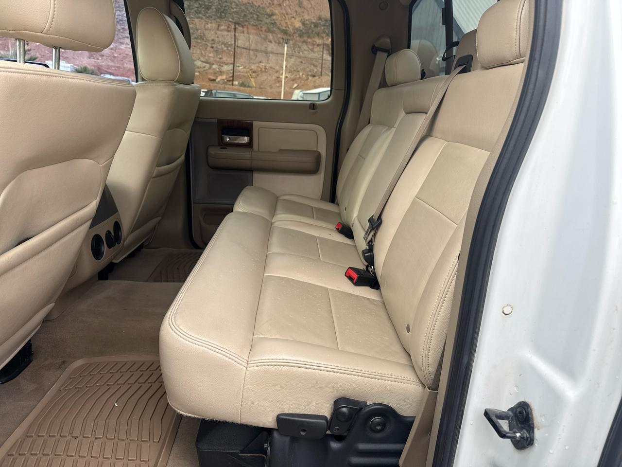 Ford F-150 Lariat SuperCrew 4WD 2004