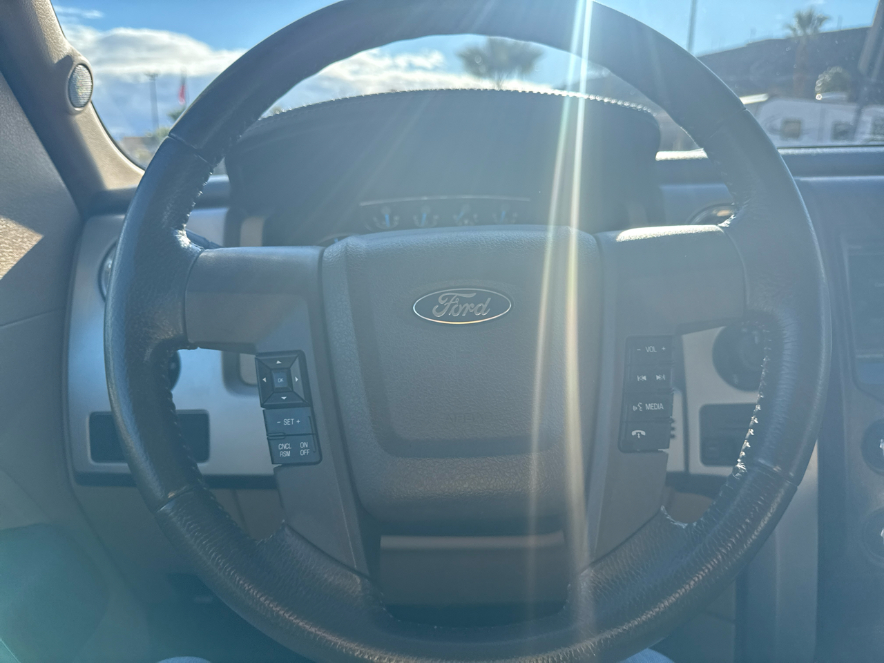 Ford F-150 Lariat SuperCrew 5.5-ft. Bed 4WD 2014