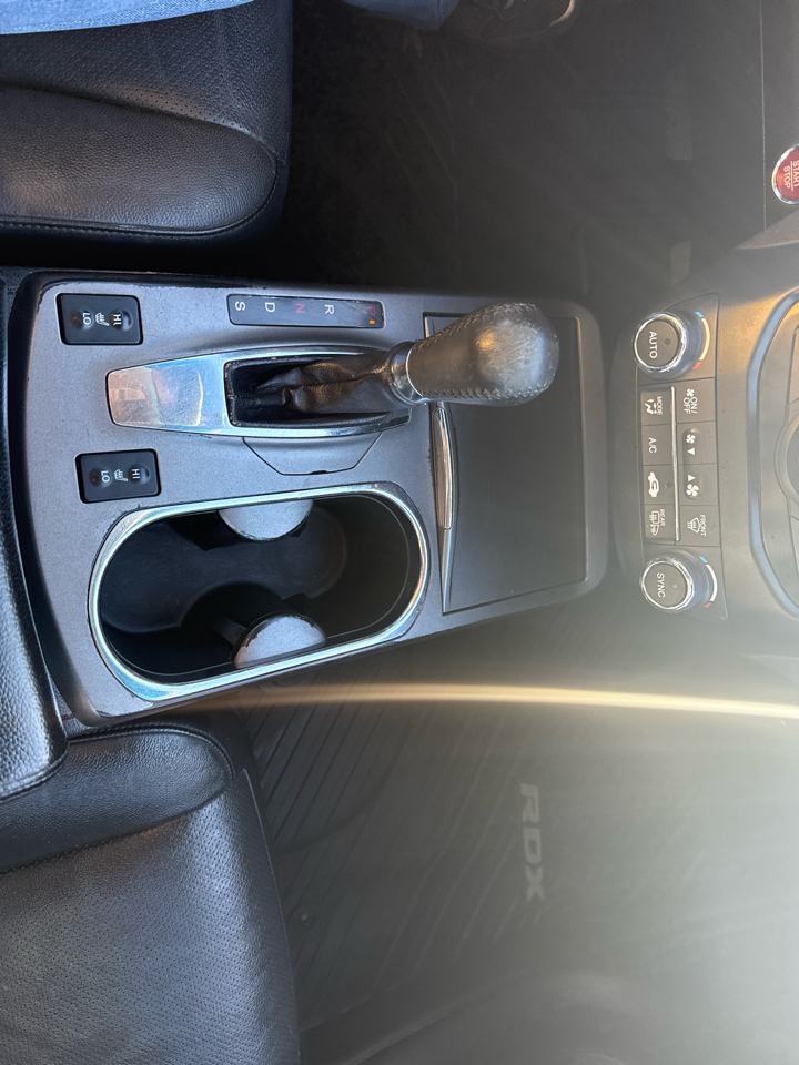 Acura RDX 6-Spd AT AWD w/ Technology Package 2013