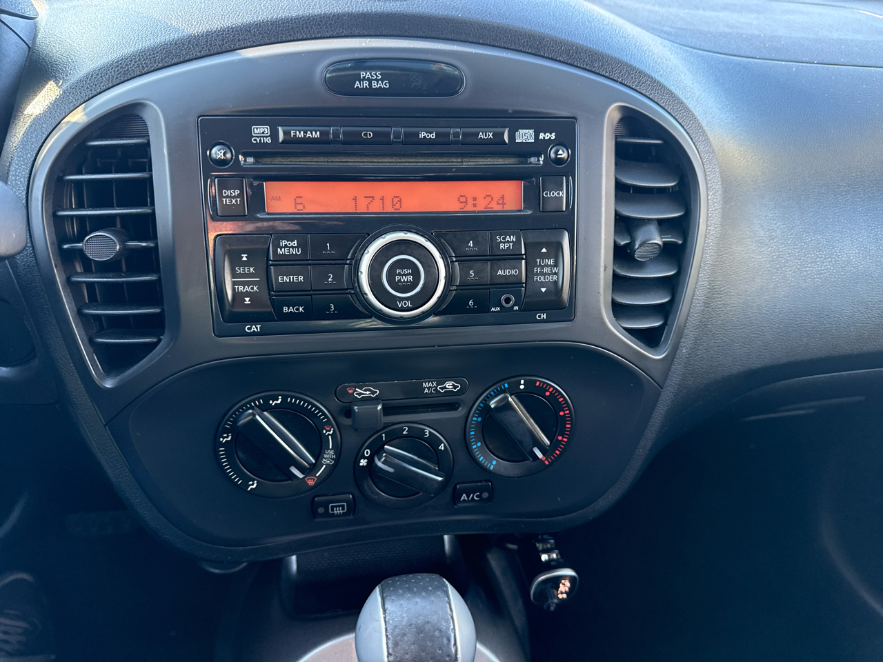 Nissan Juke S AWD 2014