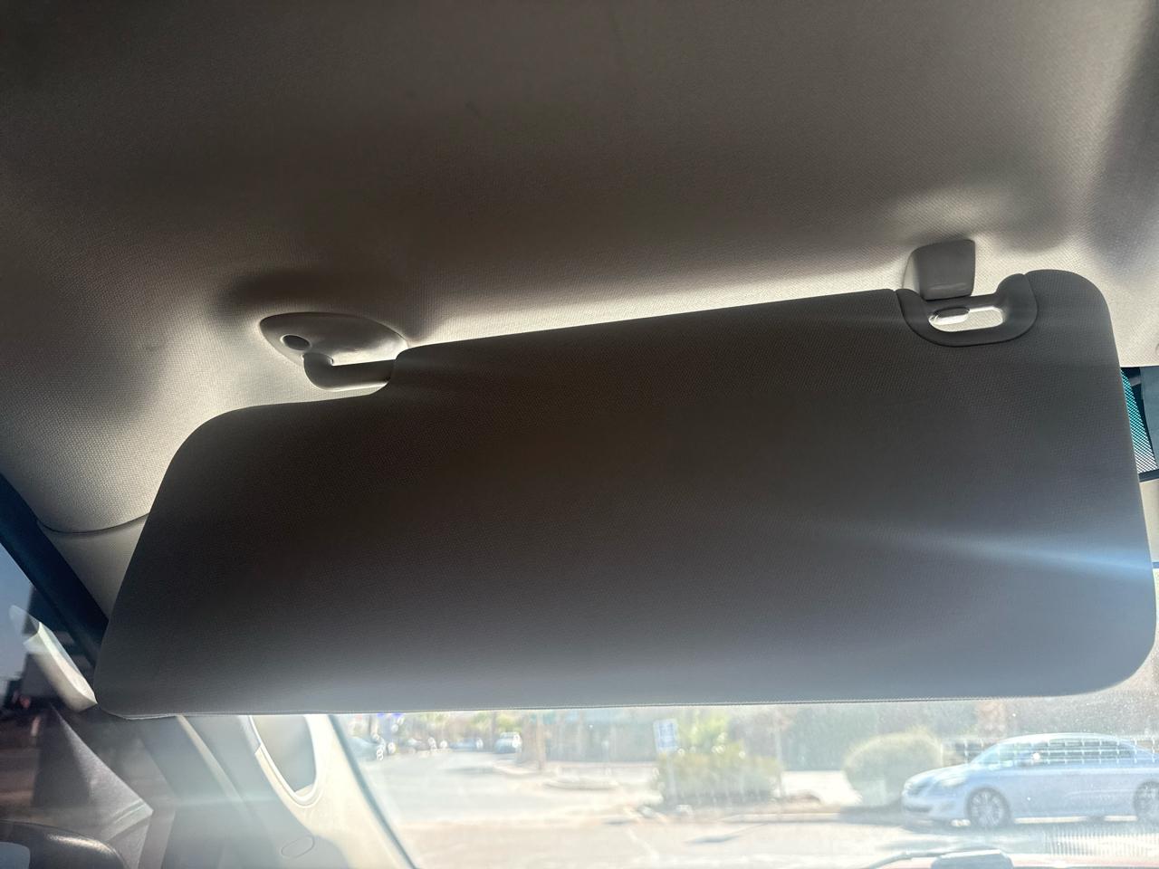 RAM 1500 4WD Crew Cab 140.5" Express 2017